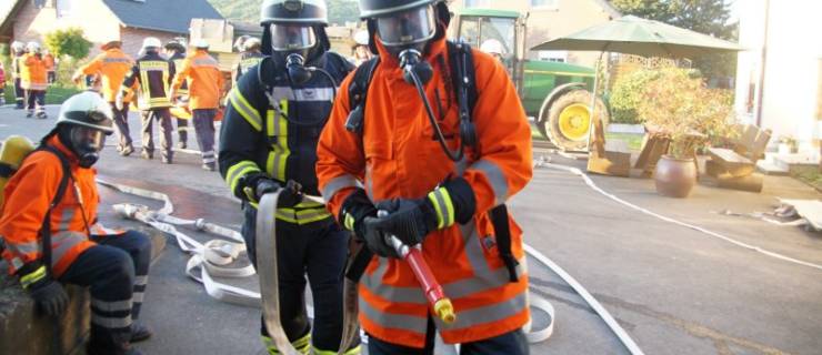 Überörtliche Zugübung der Feuerwehren in Heinade