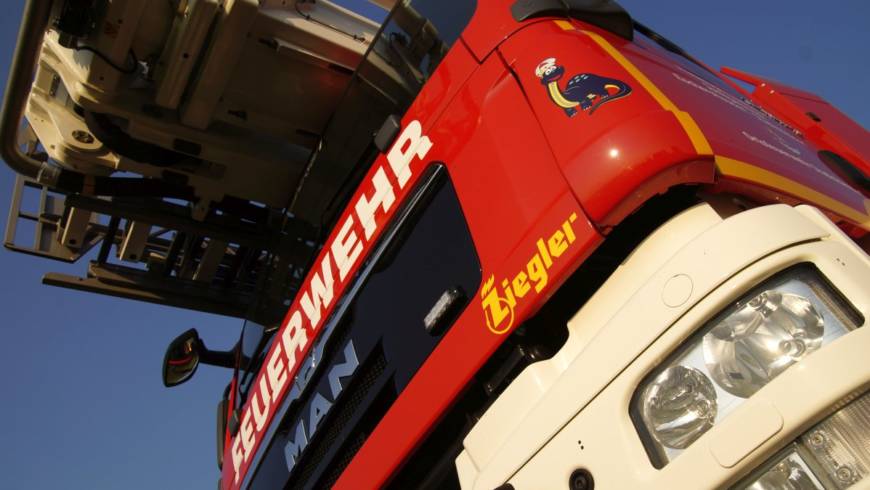 Alarmierung Teleskopgelenkmast zu Zimmerbrand