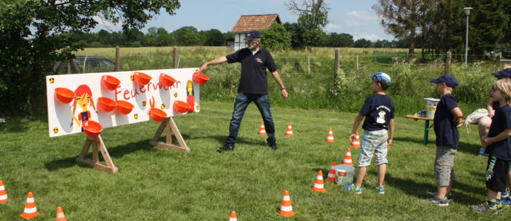 Kreiswettbewerbe der Kinderfeuerwehr zum Jubiläum in Negenborn.