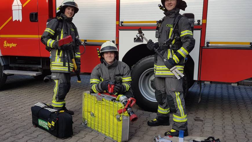 Drei neue Atemschutzgeräteträger in Stadtoldendorf. Wichtige Ausbildung während der CORONA-Einschränkungen.