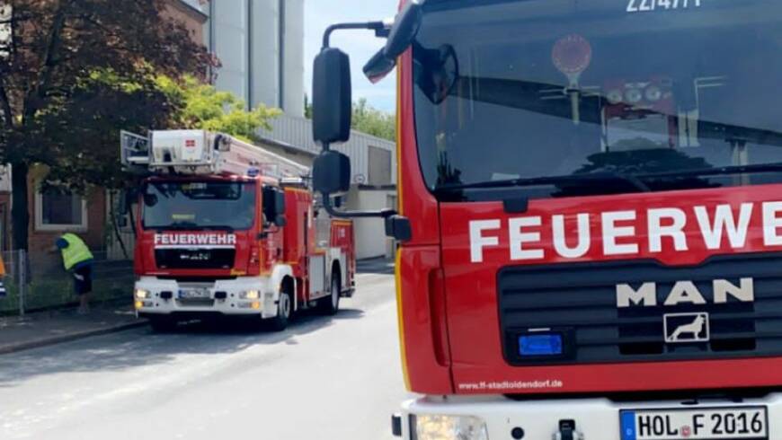 Ausgelöste Brandmeldeanlage in Industriebetrieb sorgt für Feuerwehreinsatz