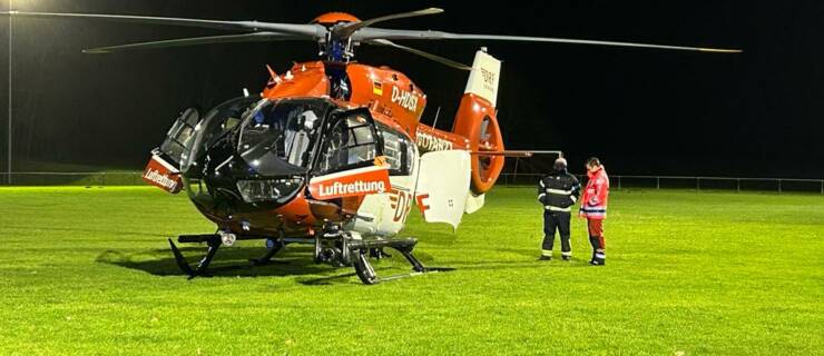 Alarmierung der Feuerwehren aufgrund abendlicher Hubschrauberlandung in Heinade