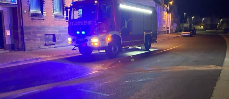 Abendliche Ölspur in Stadtoldendorf und Lenne sorgt für den Einsatz von mehreren Feuerwehren