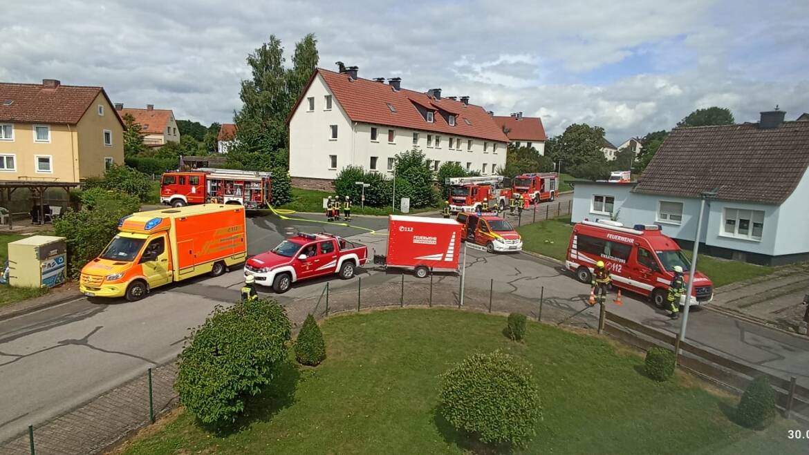 Heizungstherme fängt Feuer. Einsatz im Stadtoldendorfer Kathagenweg