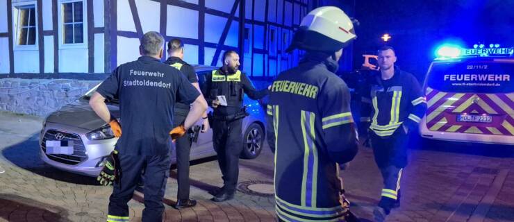 Fahrerin eines E-Scooters wird von Pkw erfasst: Einsatz als „First Responder“ für die Feuerwehr