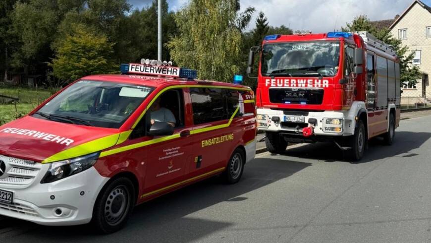 Türöffnung zur Mittagszeit in Merxhausen. Person wohlauf.