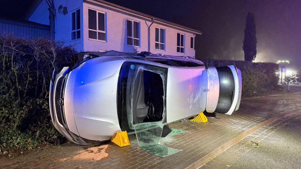 Überfrierende Nässe sorgt für Verkehrsunfall auf dem Stadtoldendorfer Warteweg.