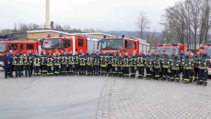 36 neue Einsatzkräfte: Erfolgreicher Abschluss der QS1-Feuerwehrausbildung in der Samtgemeinde Eschershausen-Stadtoldendorf