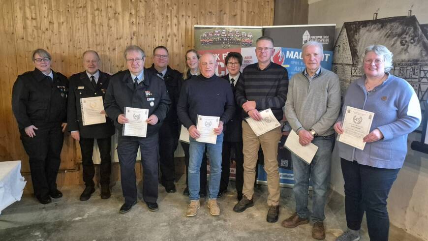 Vorstandswahlen und zahlreiche Ehrungen in der Feuerwehrkameradschaft Stadtoldendorf e.V.