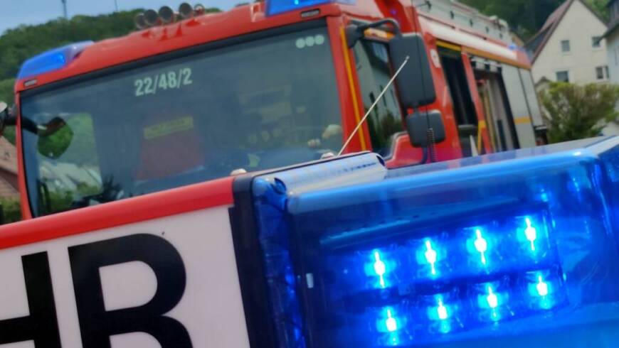Morgendliche Trageunterstützung für den Rettungsdienst in Merxhausen