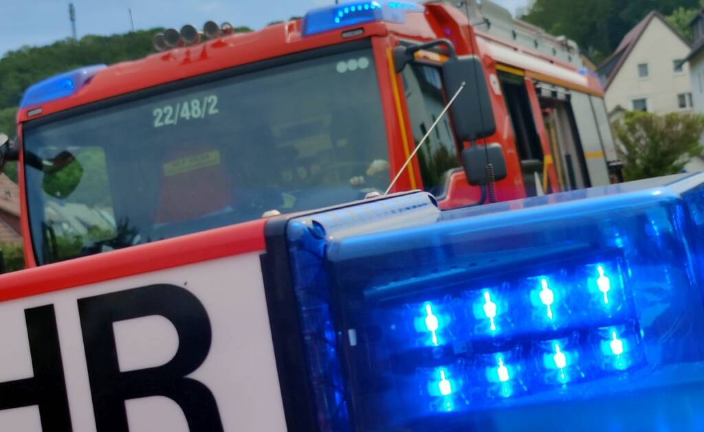 Morgendliche Trageunterstützung für den Rettungsdienst in Merxhausen
