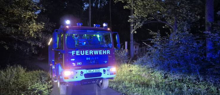 Vandalismus sorgt für Feuerwehreinsatz auf dem Waldspielplatz in Stadtoldendorf