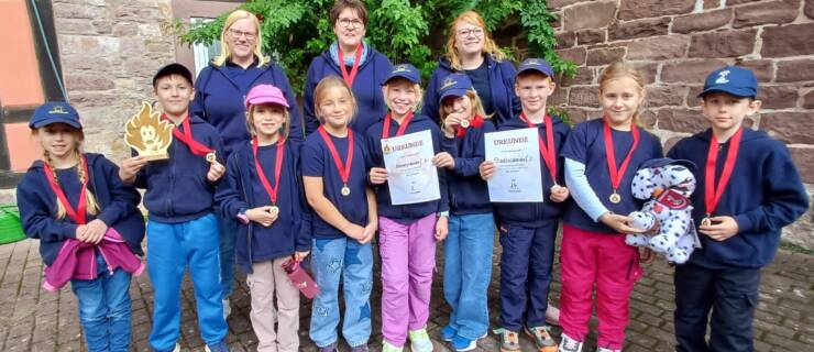 15 Jahre Kinderfeuerwehr Polle. Flambinis laden ein zu Wettbewerben. Strolche sehr erfolgreich.